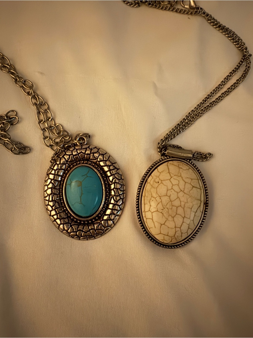 Turquoise and Cream Oval Pendant Necklaces - Fashion Women Jewelry